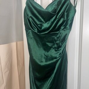 Windsor Strapless Satin Dress in Emerald Green